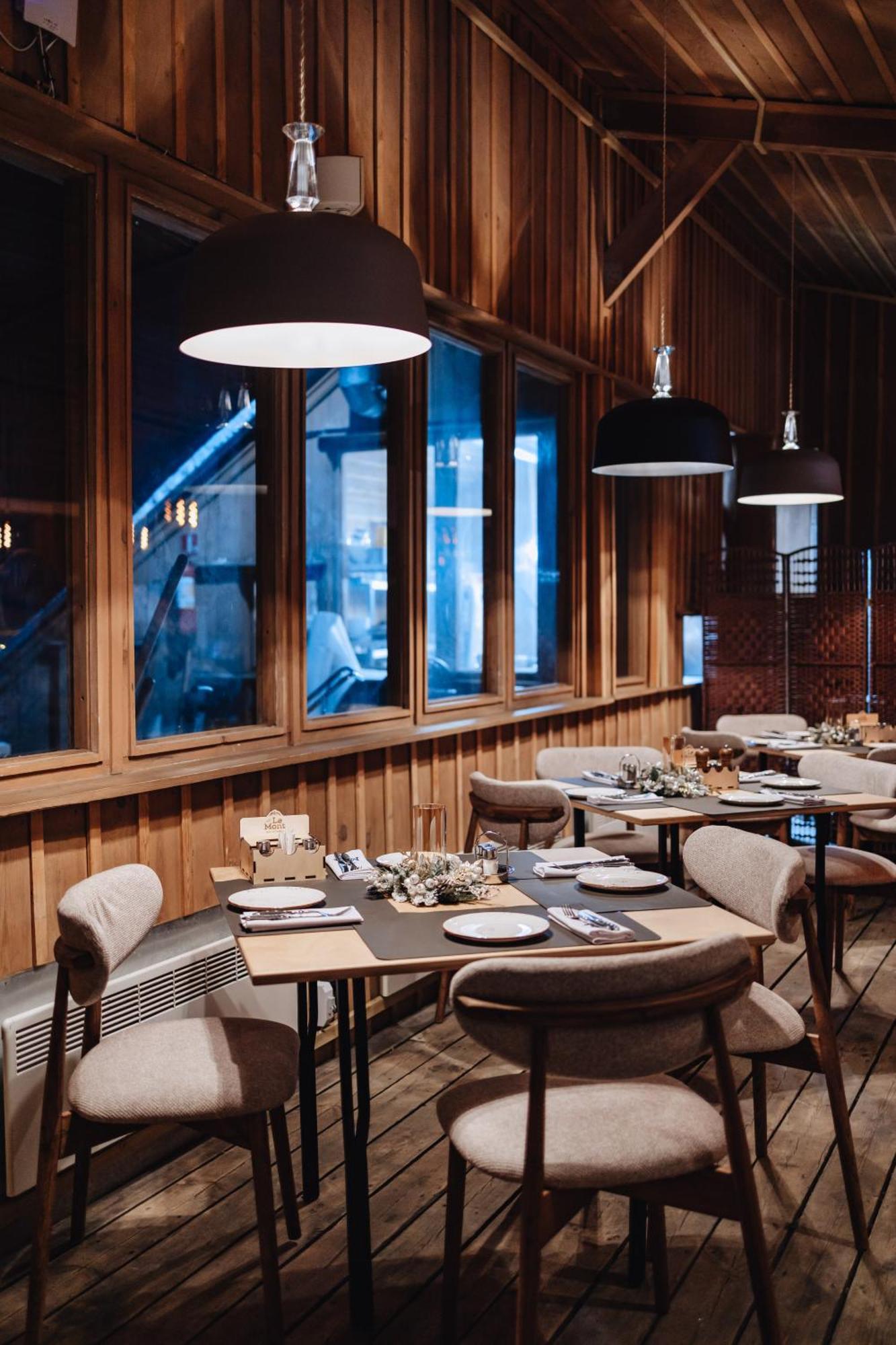 Le Mont Hotel Almaty Luaran gambar